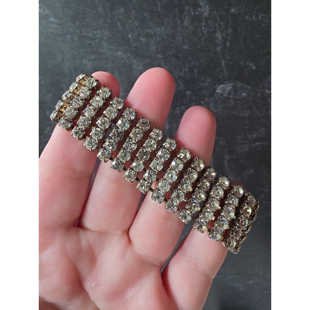 Prong Set Clear Rhinestone Silver Tone Metal Bracelet Vintage Costume Jewelry